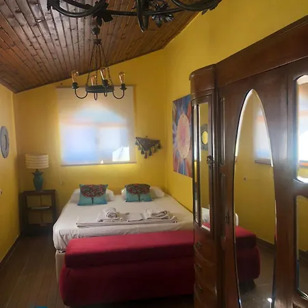Apartman Historic 3-story Mansion With Sea View Terrace *